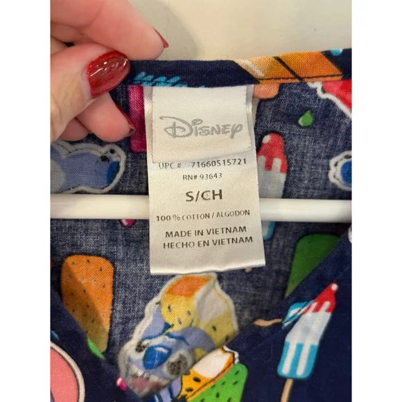 Disney Stitch Scrub Top Women’s Small Ice Cream Popsicle Print Nursing - Picture 3 of 4